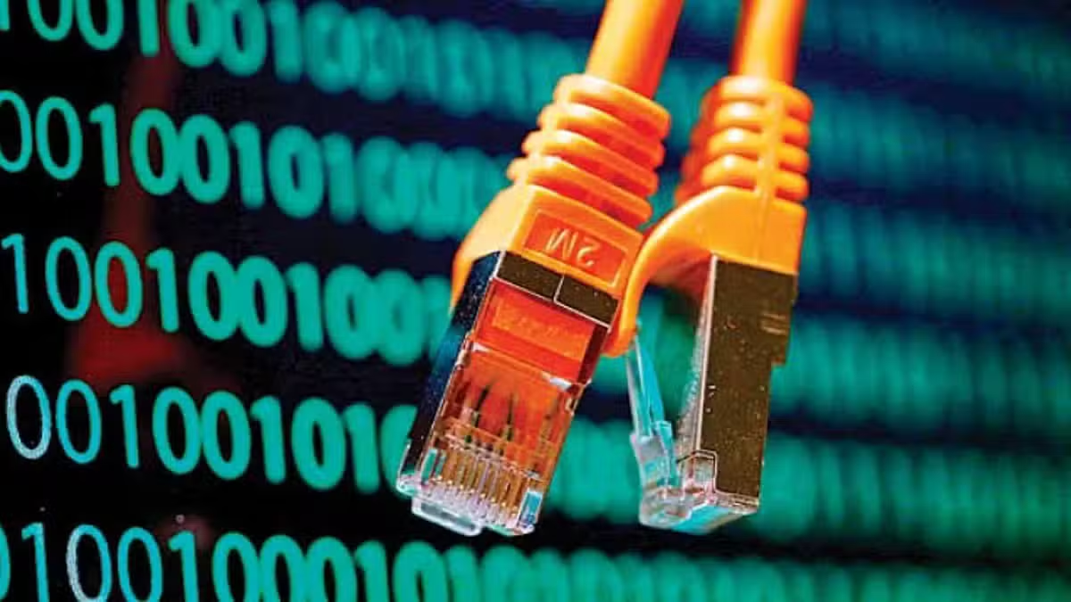 Consumer Court Fines Two Internet Providers Over Poor Service Quality in Karachi