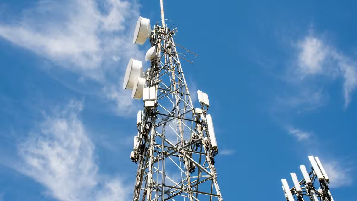 Government Moves to Reduce Electricity Costs for Pakistan’s Telecom Sector Through Industrial Tariffs